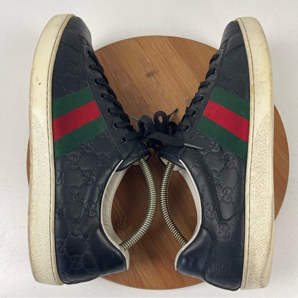 Black Leather Men's Low-Top Sneakers with Green/Red Stripe - Picture 6 of 12